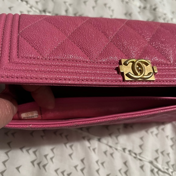 CHANEL 19C CLASSIC FLAP WALLET - Picture 5 of 8